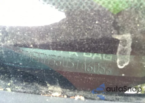 2001 Mercury Sable Ls from USA, damaged, VIN 1MEFM53U51A605619